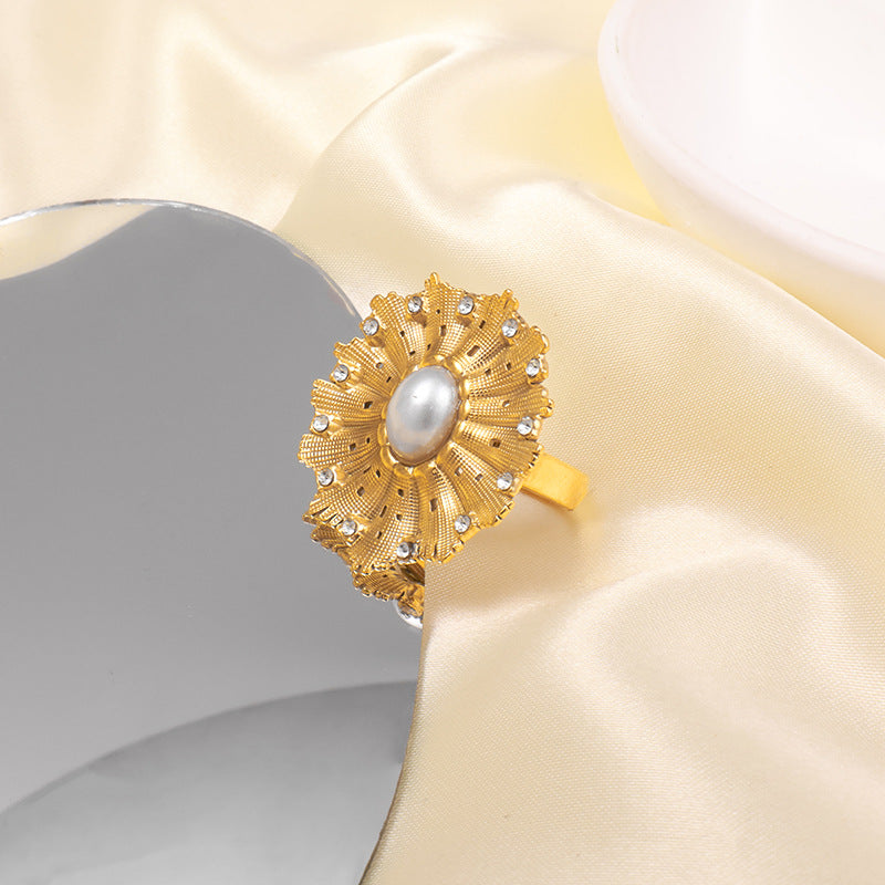 Anello in acciaio inossidabile con stile INS, placcato oro 18 carati, gioiello floreale irregolare per donna, accessori alla moda e versatili.