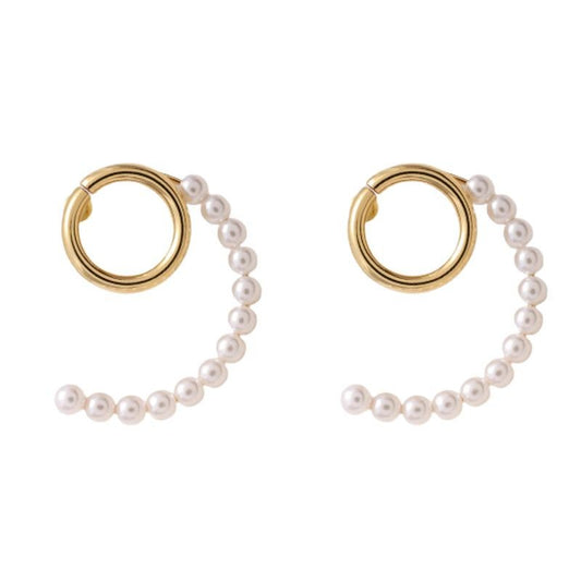 new features, unique features, small design, mechanical design, steel, metal, U-shaped ears.